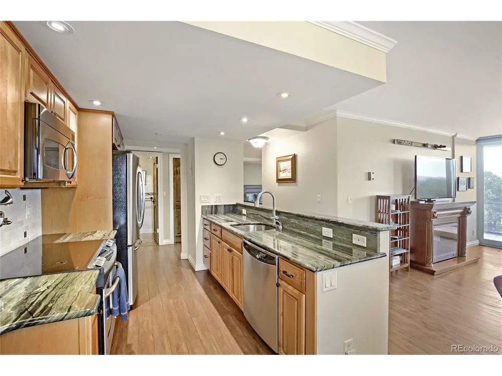 421 S Howes Street #807 Fort Collins, CO 80521