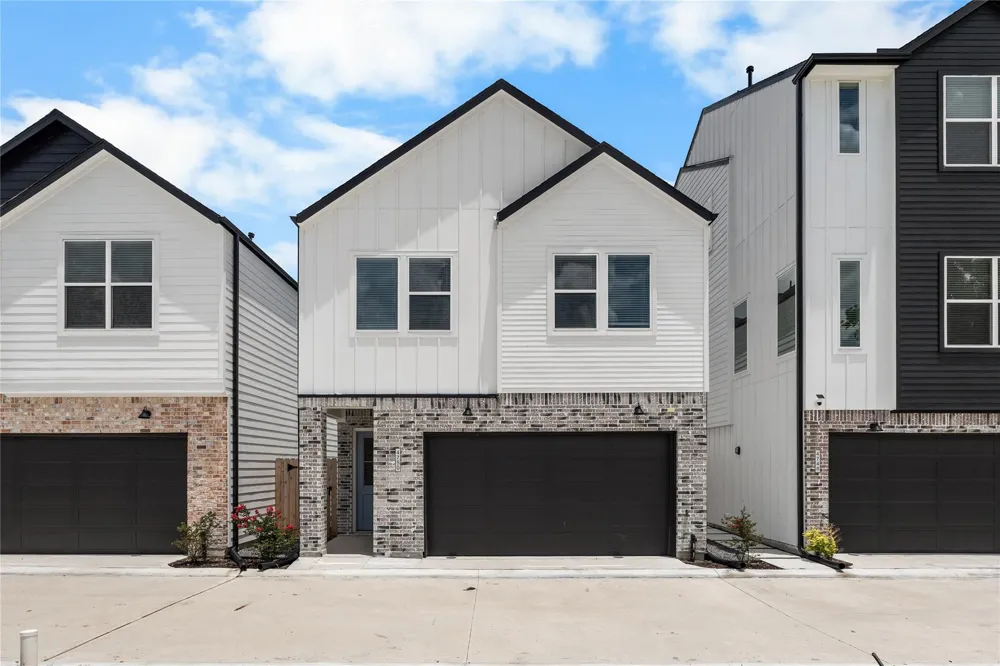 4746 Martin Hill Street Houston, TX 77018