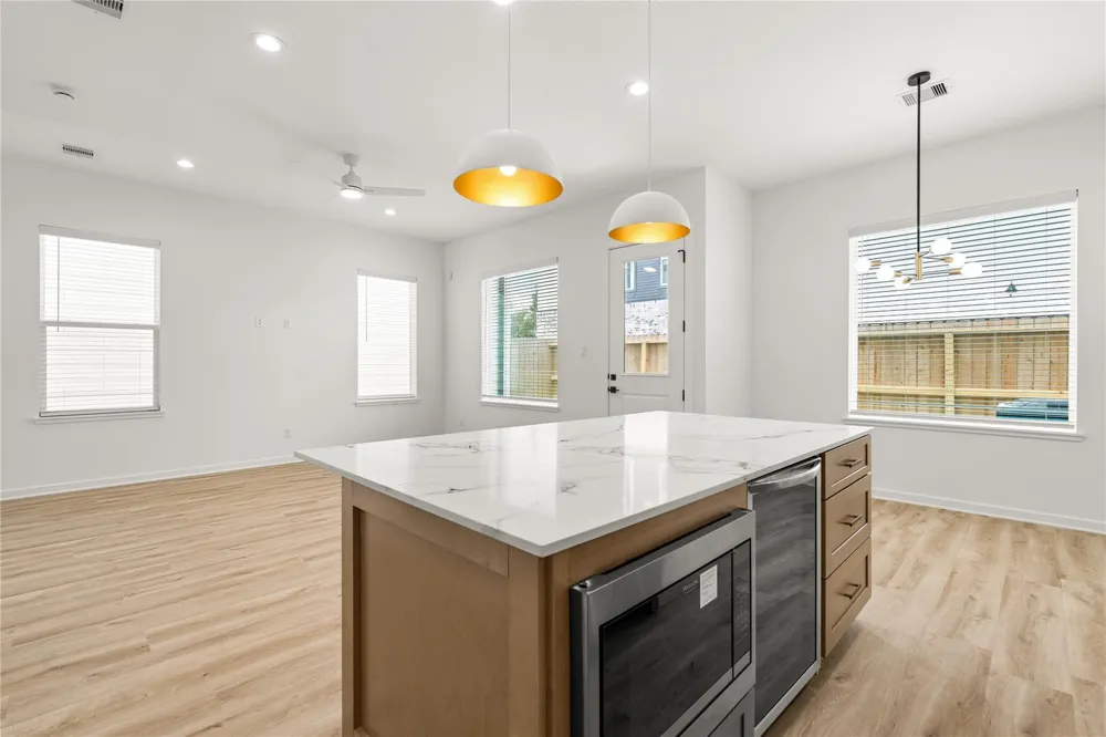 4746 Martin Hill Street Houston, TX 77018