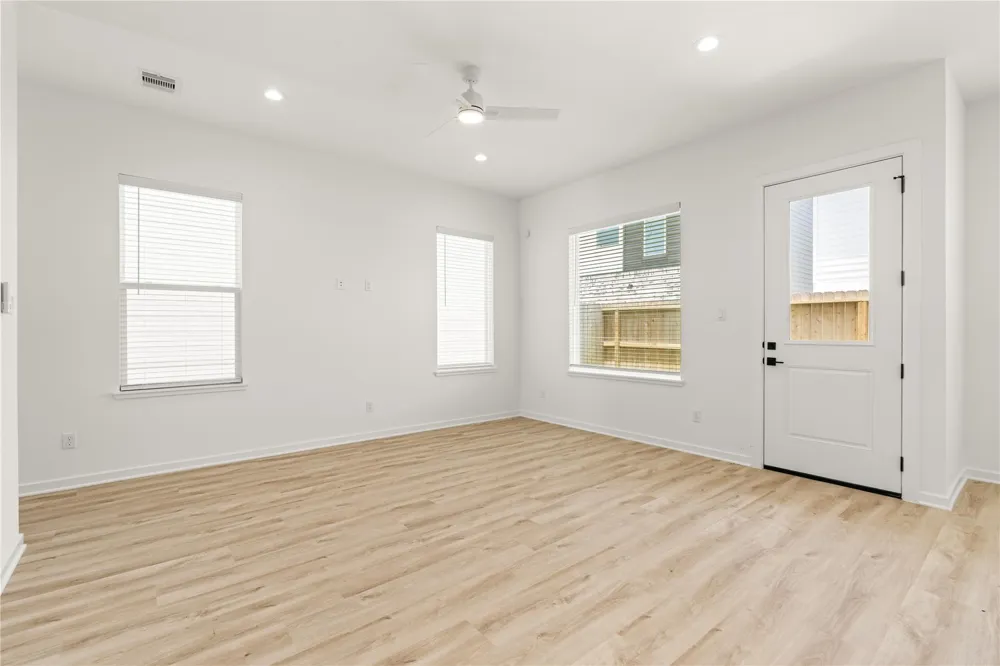 4746 Martin Hill Street Houston, TX 77018