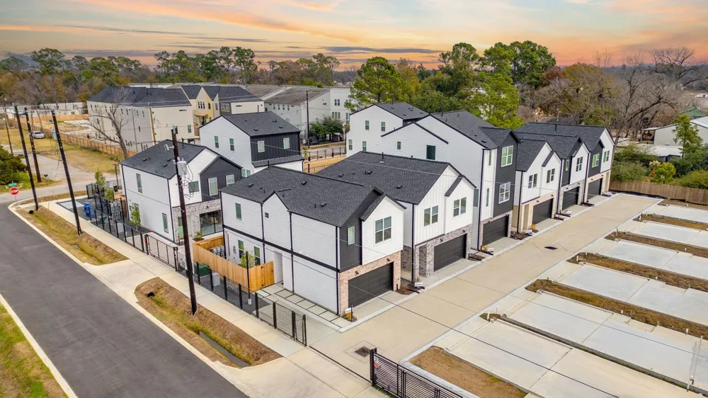 4746 Martin Hill Street Houston, TX 77018