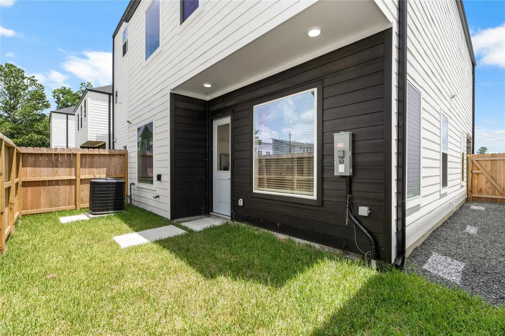 4746 Martin Hill Street Houston, TX 77018
