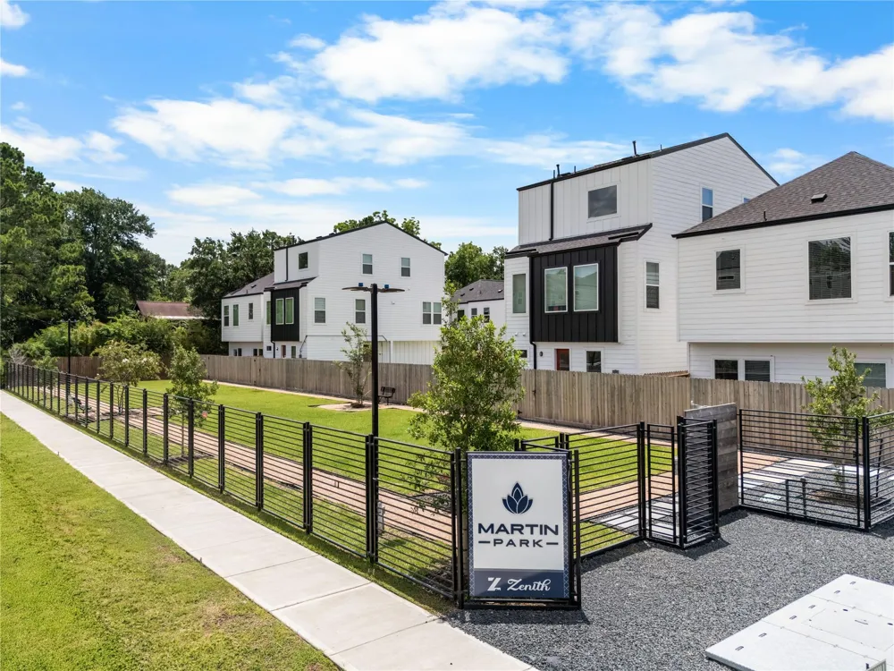 4746 Martin Hill Street Houston, TX 77018