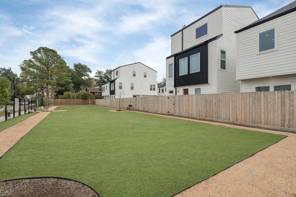 4746 Martin Hill Street Houston, TX 77018