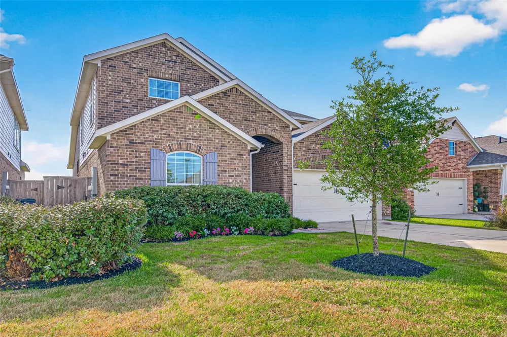 3411 Brushy Meadow Drive Angleton, TX 77515