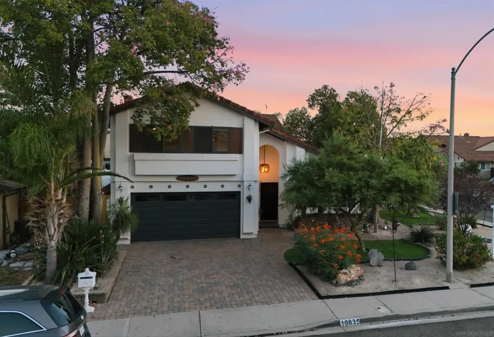 10835 Hillcreek Rd Santee, CA 92071