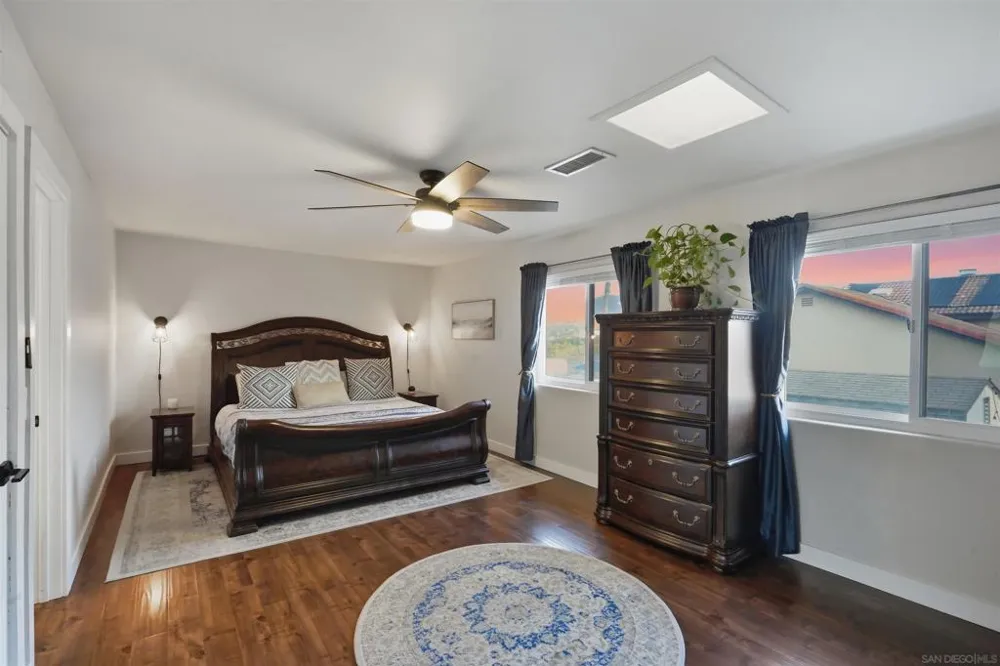 10835 Hillcreek Rd Santee, CA 92071