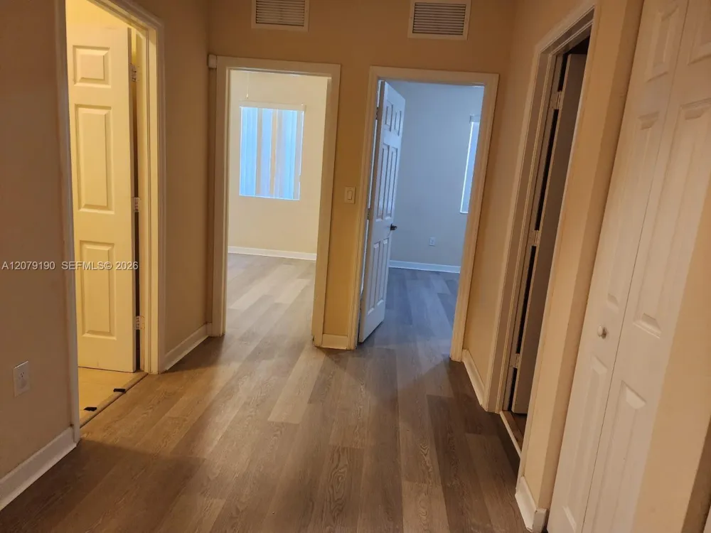 9224 SW 170th Pl Miami, FL 33196
