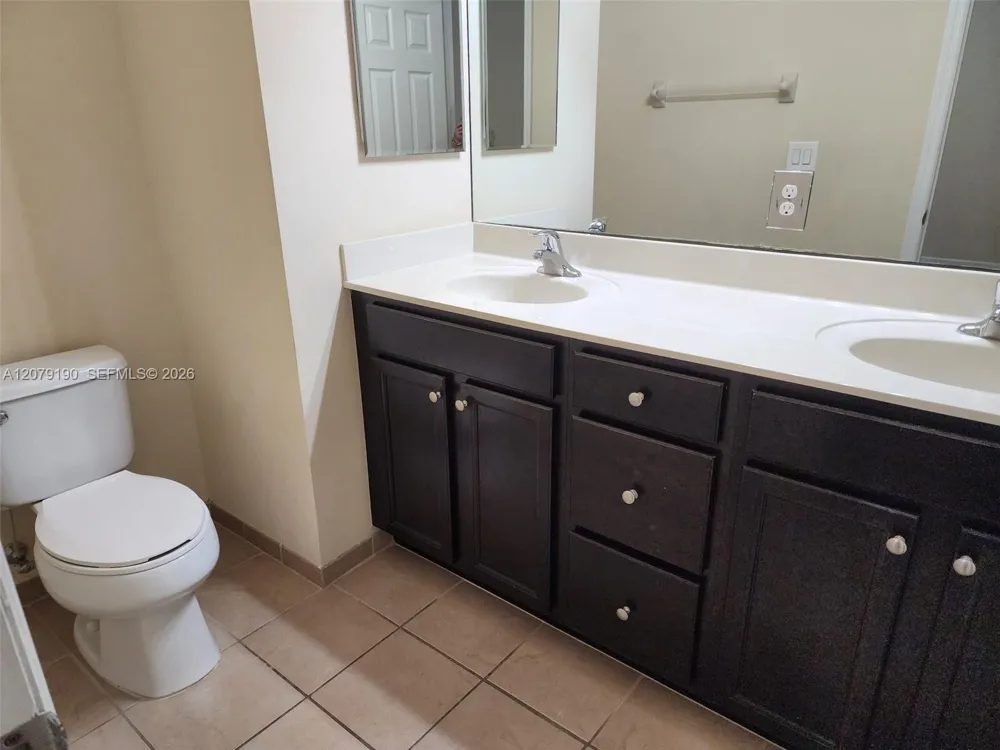 9224 SW 170th Pl Miami, FL 33196