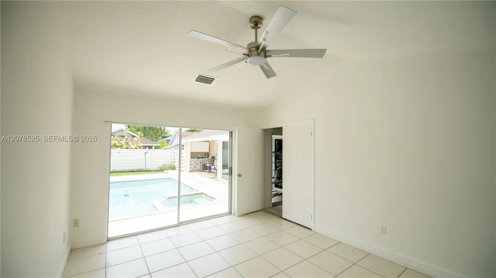 14045 SW 103rd Ter Miami, FL 33186