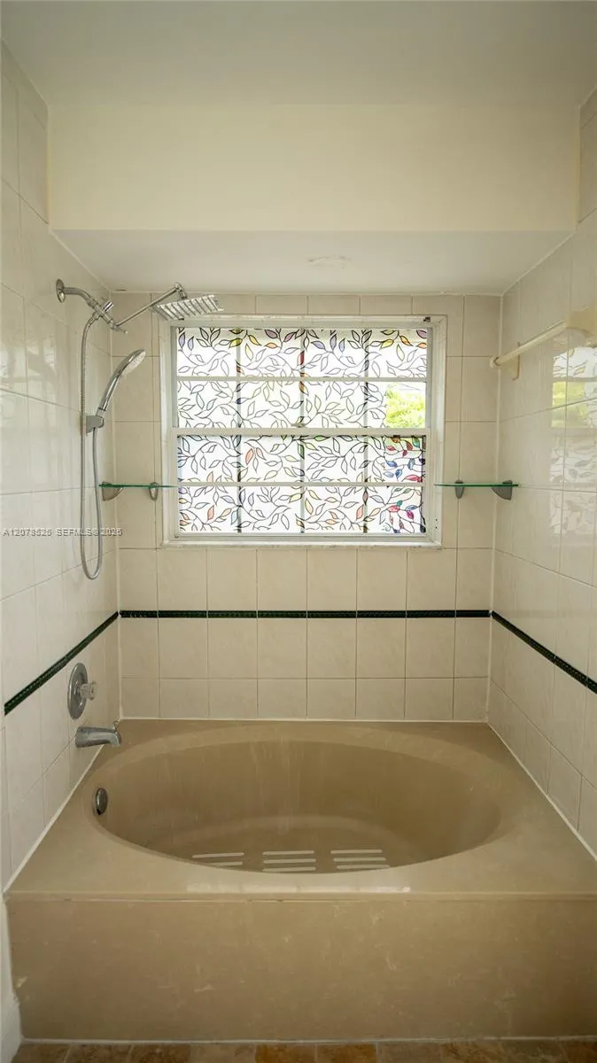 14045 SW 103rd Ter Miami, FL 33186