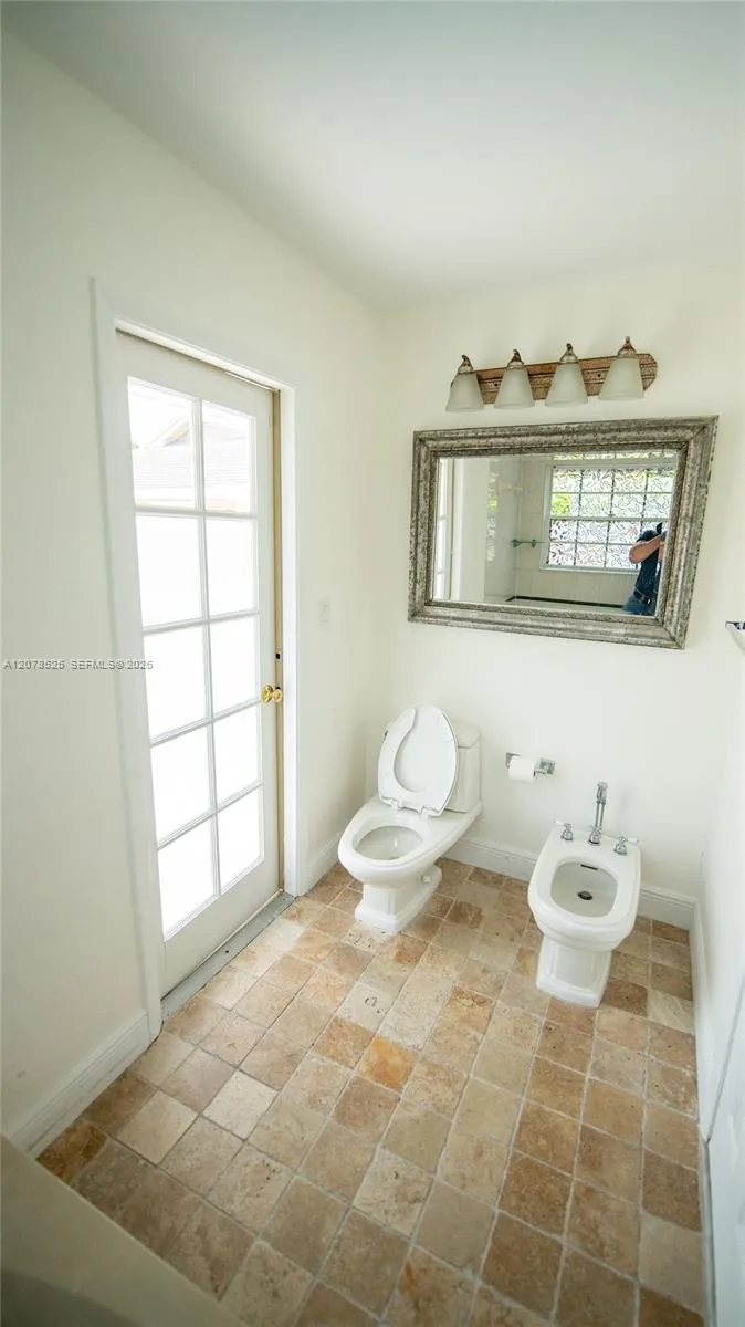14045 SW 103rd Ter Miami, FL 33186