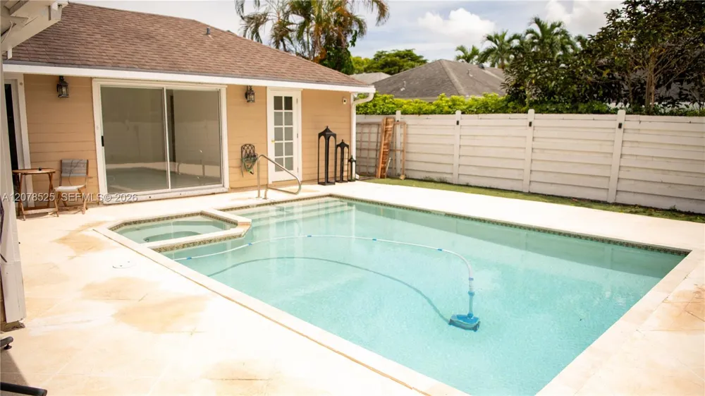 14045 SW 103rd Ter Miami, FL 33186