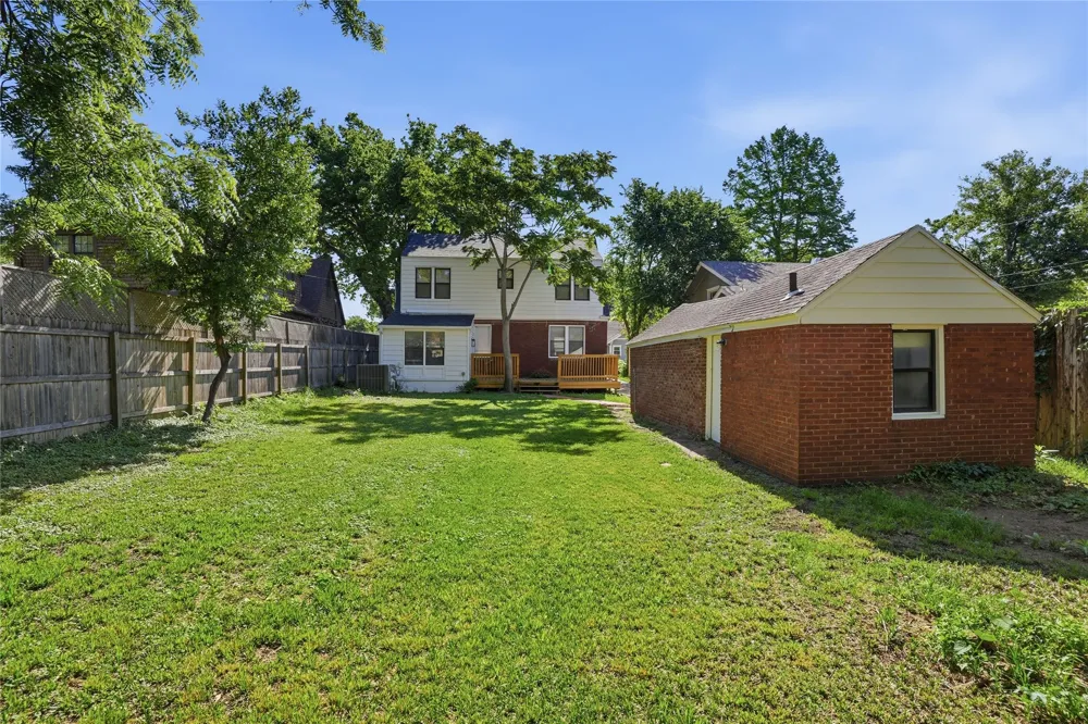 1628 S Victor Avenue Tulsa, OK 74104