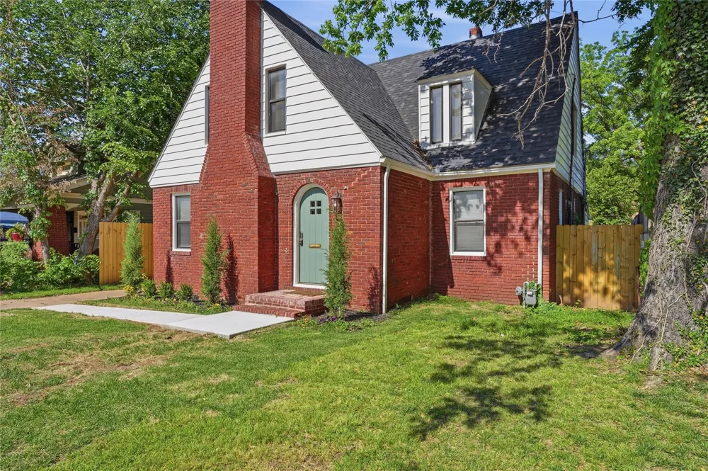 1628 S Victor Avenue Tulsa, OK 74104