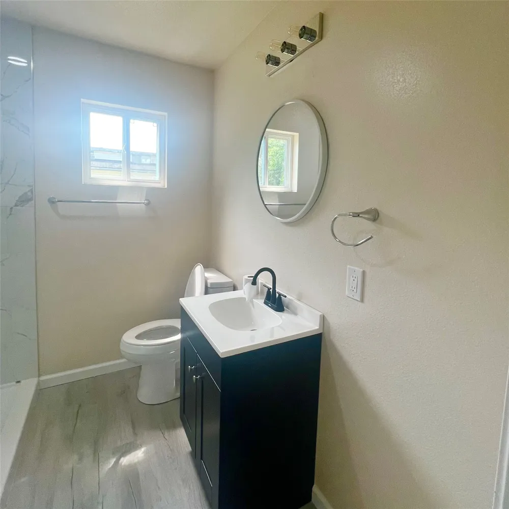 1524 S Santa Fe Bartlesville, OK 74003