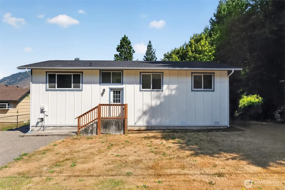 620 Westlake Avenue Morton, WA 98356