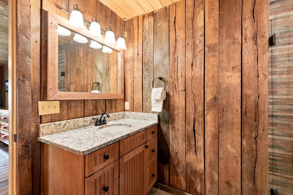 59 Russell Ln Pleasant Shade, TN 37145