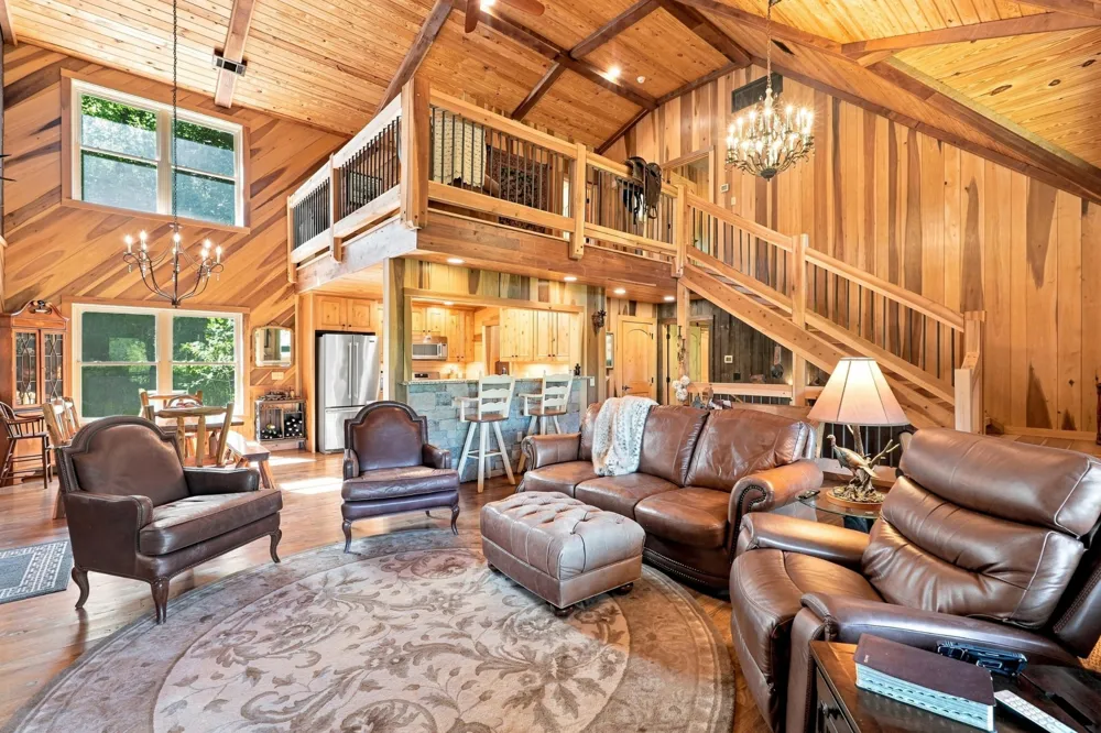 59 Russell Ln Pleasant Shade, TN 37145