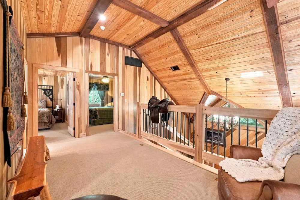 59 Russell Ln Pleasant Shade, TN 37145