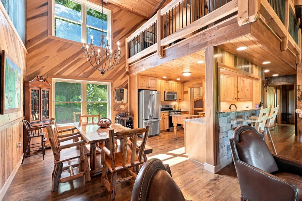59 Russell Ln Pleasant Shade, TN 37145