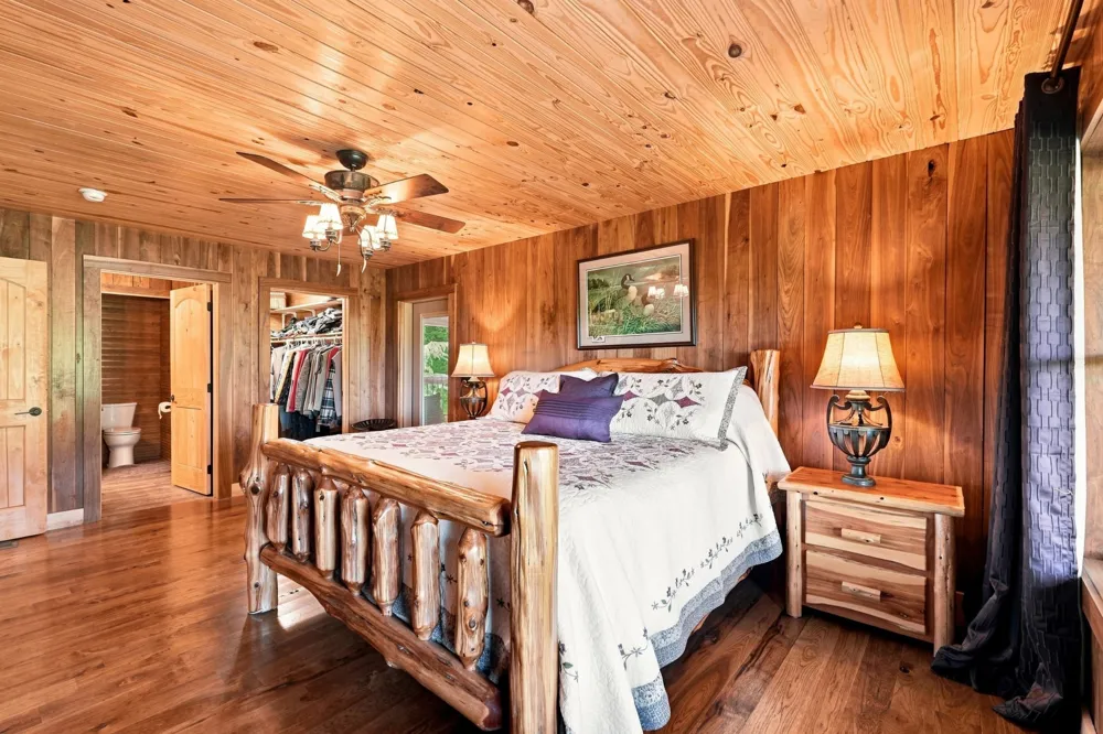 59 Russell Ln Pleasant Shade, TN 37145