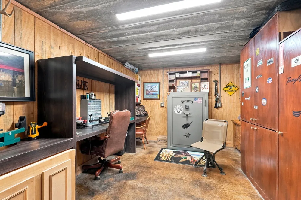 59 Russell Ln Pleasant Shade, TN 37145