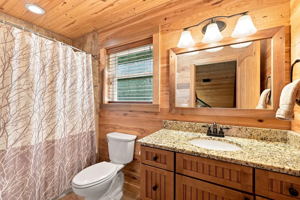 59 Russell Ln Pleasant Shade, TN 37145