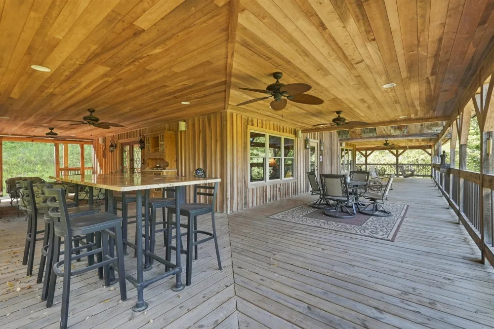 59 Russell Ln Pleasant Shade, TN 37145