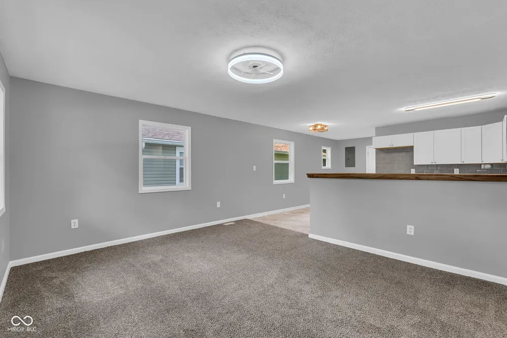 2824 S Rybolt Avenue Indianapolis, IN 46241