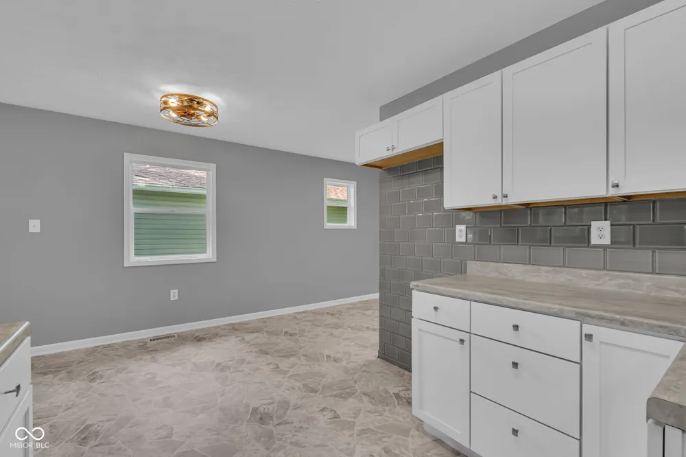 2824 S Rybolt Avenue Indianapolis, IN 46241