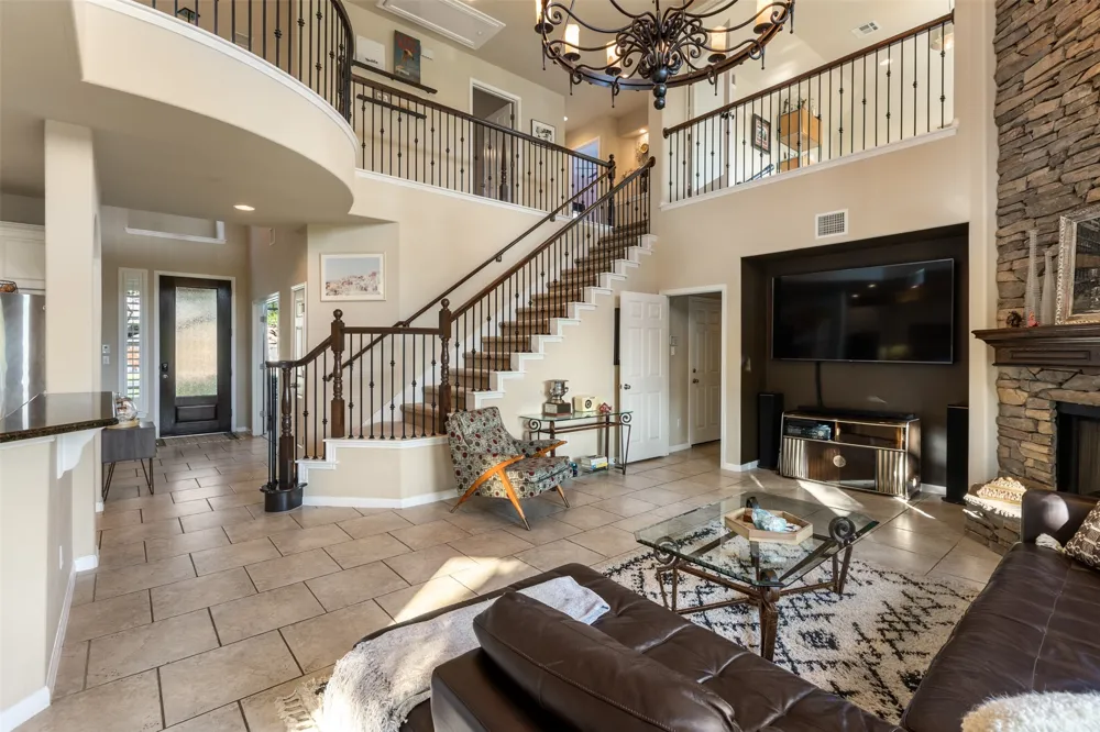 11508 Via Grande Drive Austin, TX 78739