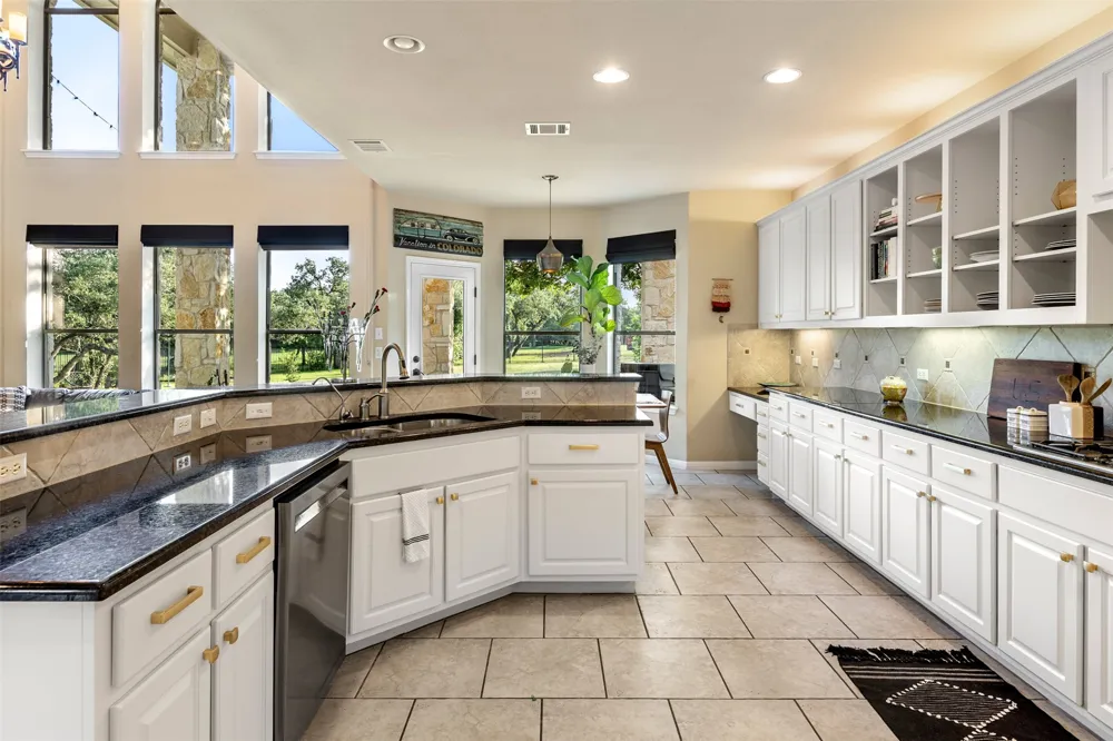 11508 Via Grande Drive Austin, TX 78739