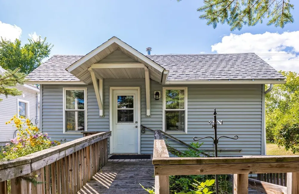 409 7th Street Cloquet, MN 55720