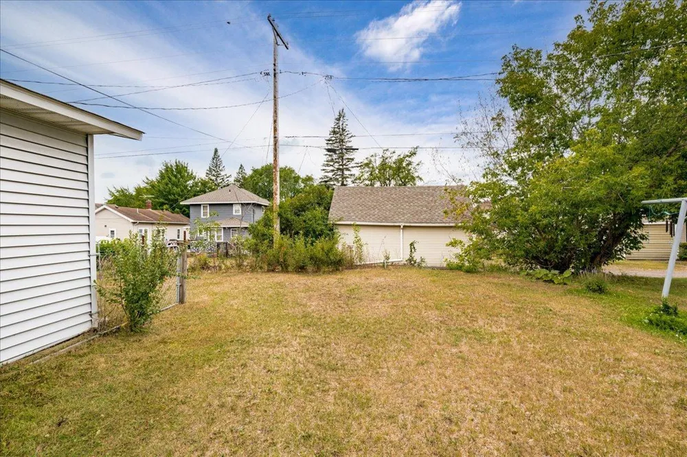 409 7th Street Cloquet, MN 55720