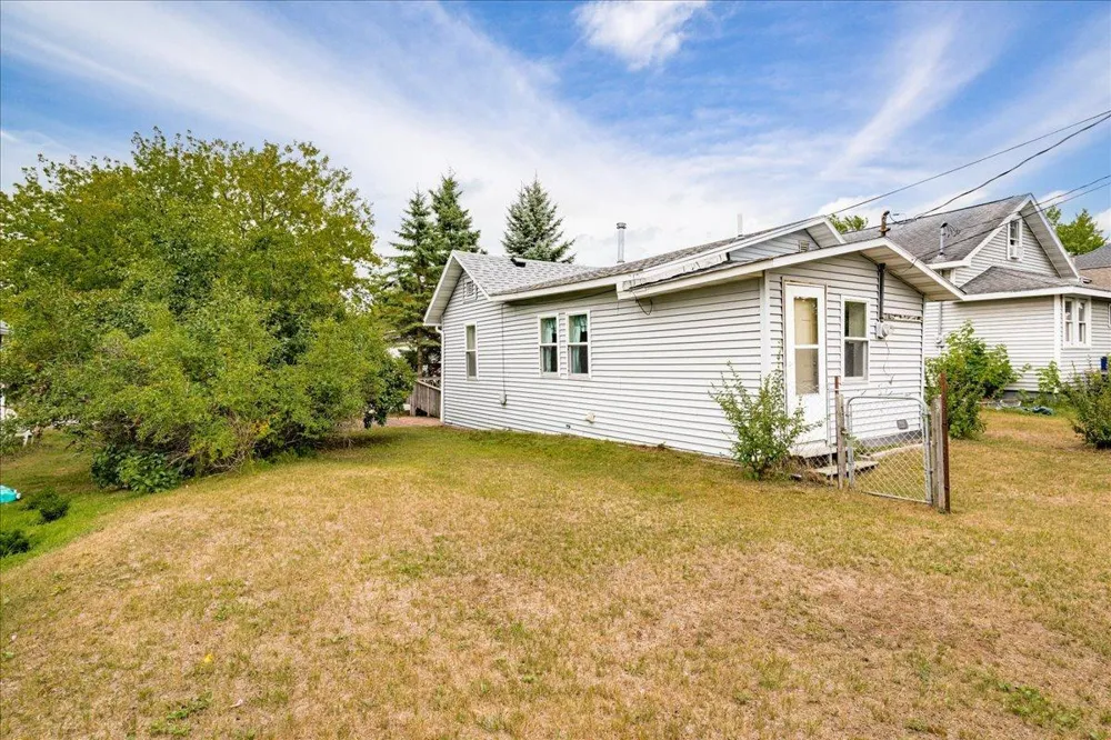 409 7th Street Cloquet, MN 55720