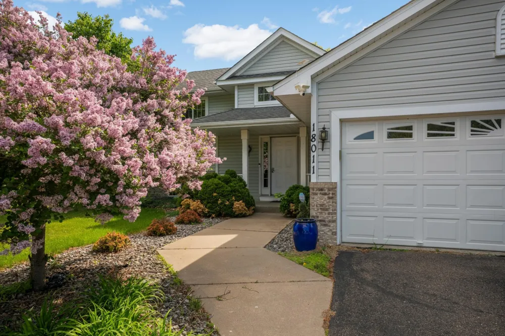 18011 Johnson Street NW Elk River, MN 55330