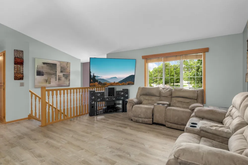 18011 Johnson Street NW Elk River, MN 55330
