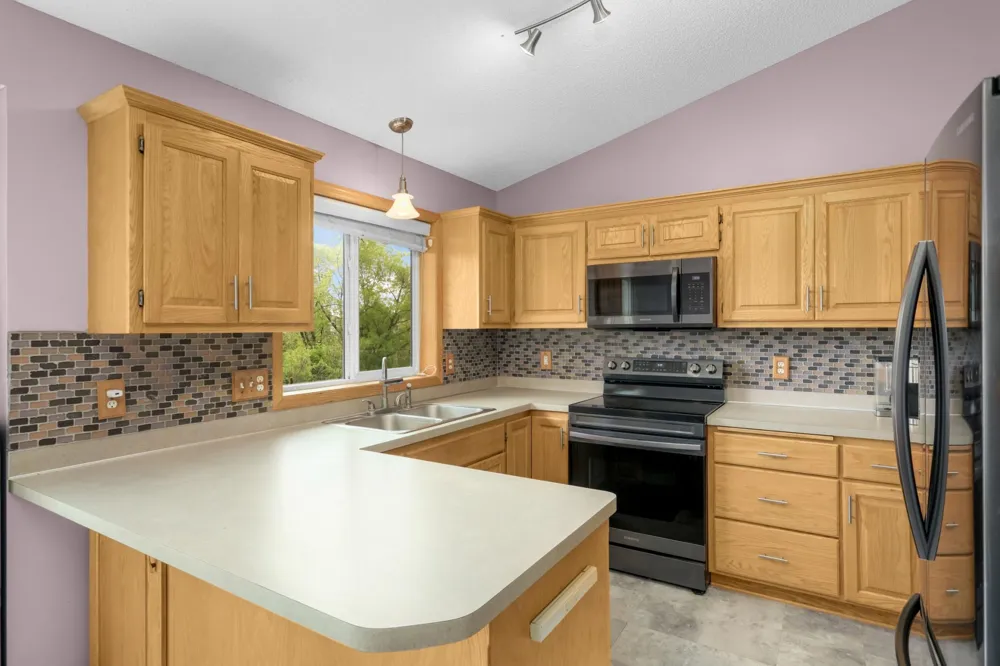 18011 Johnson Street NW Elk River, MN 55330