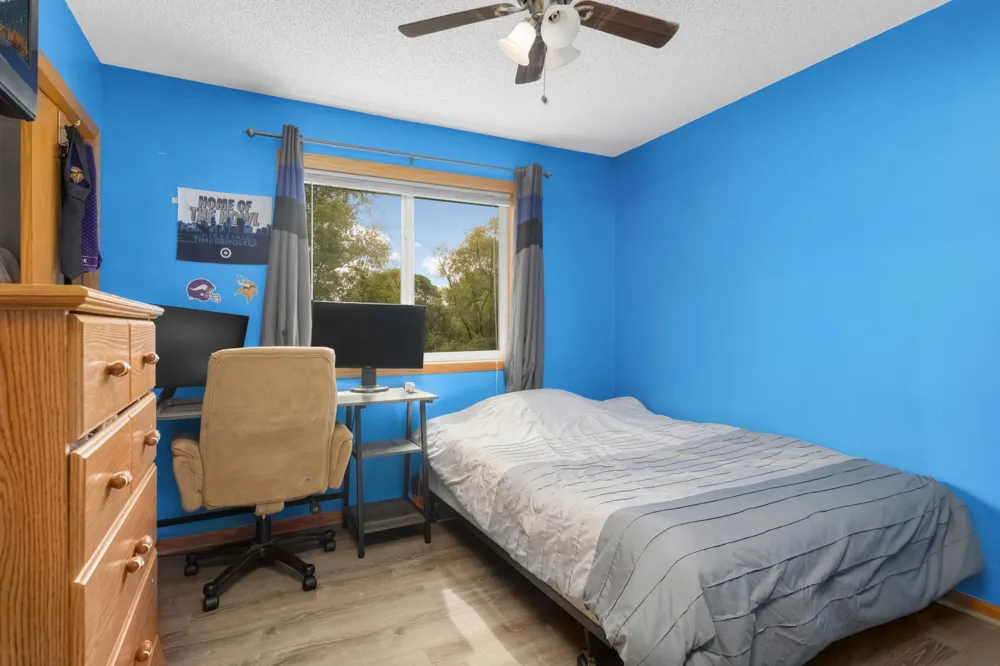 18011 Johnson Street NW Elk River, MN 55330