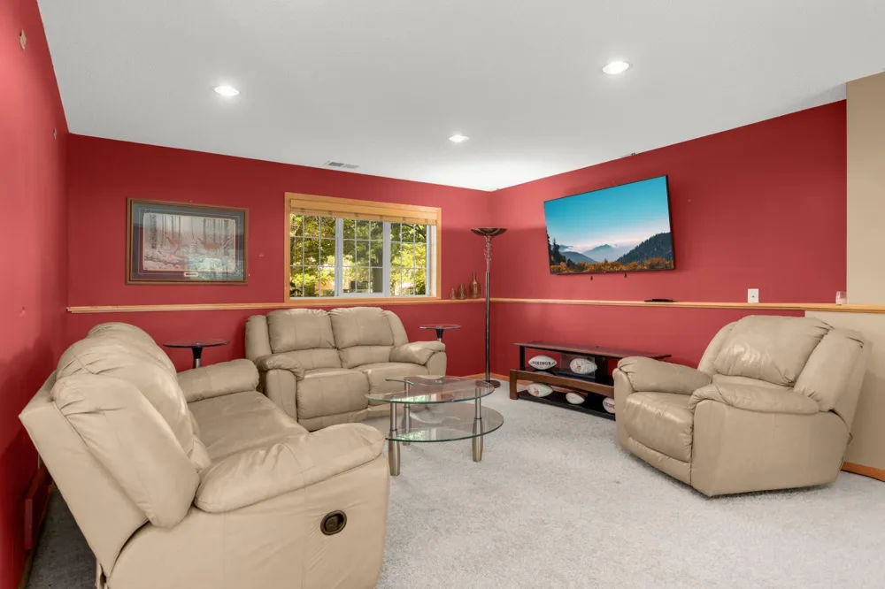 18011 Johnson Street NW Elk River, MN 55330