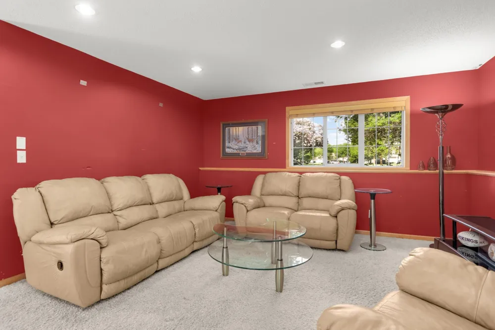 18011 Johnson Street NW Elk River, MN 55330