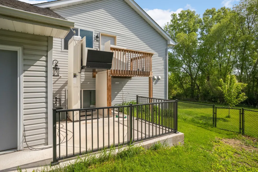 18011 Johnson Street NW Elk River, MN 55330