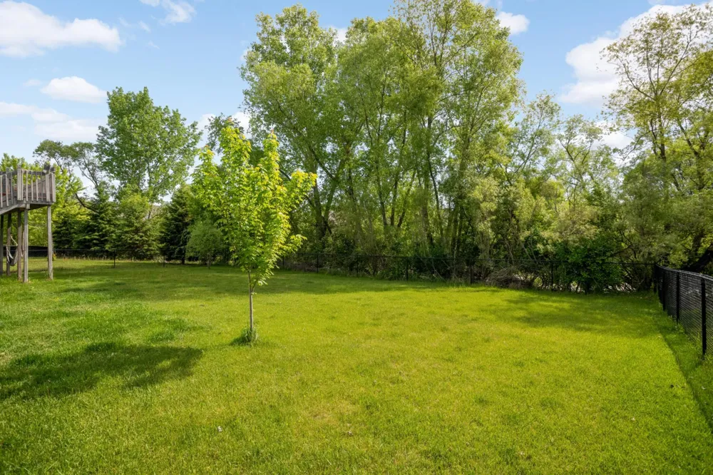 18011 Johnson Street NW Elk River, MN 55330