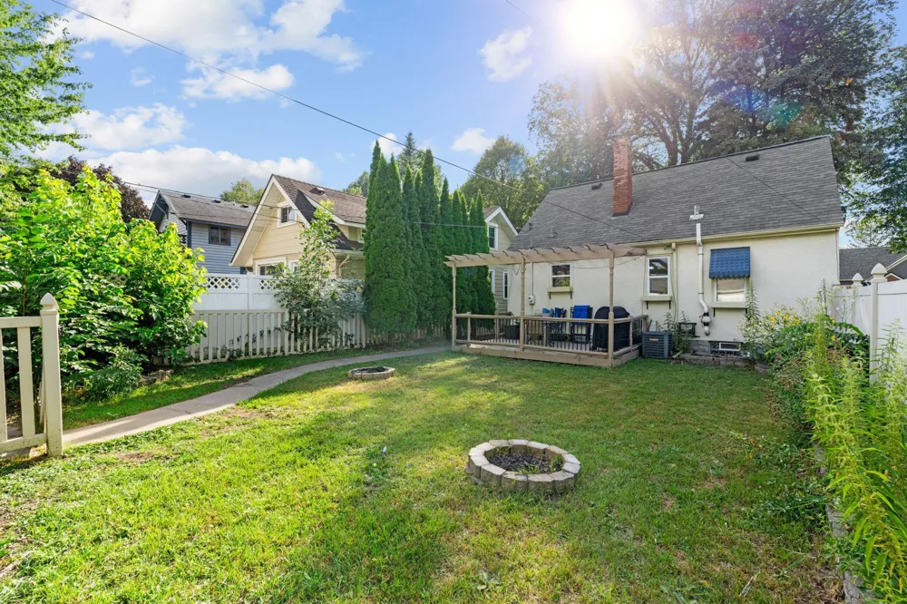 2627 Mckinley Street NE Minneapolis, MN 55418