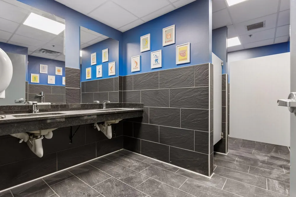 1501 E Lake Street Minneapolis, MN 55407