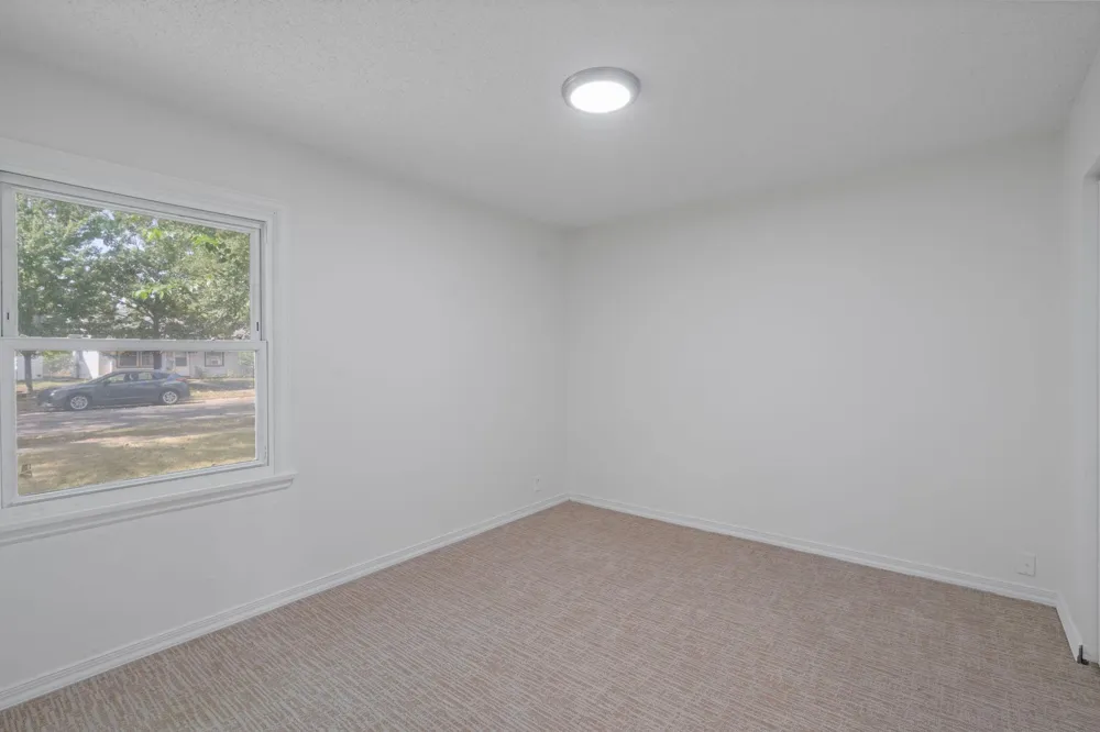 5226 Girard Avenue Minneapolis, MN 55430