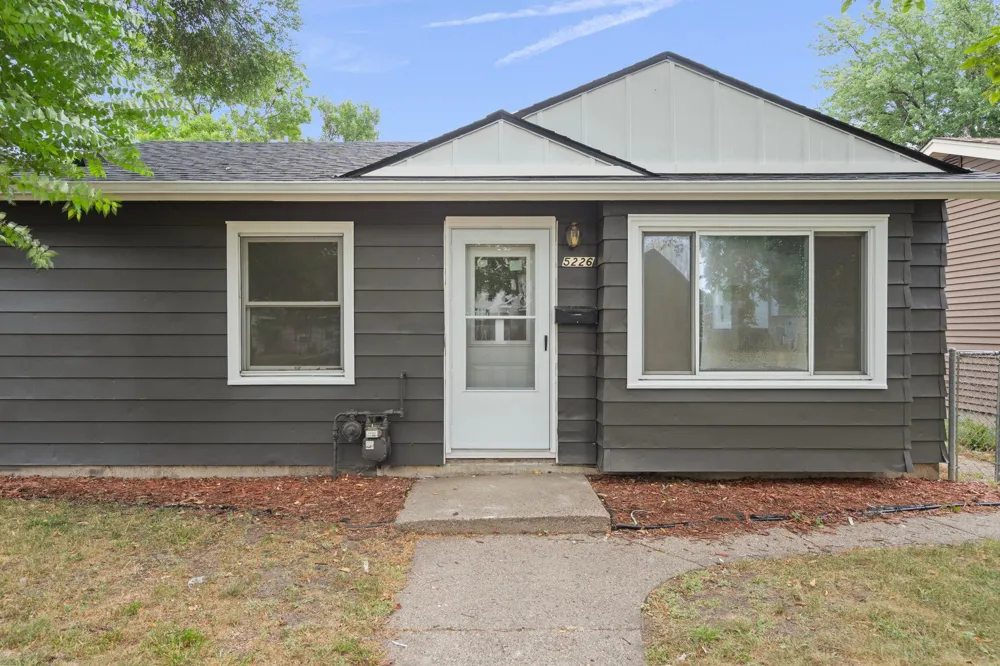 5226 Girard Avenue Minneapolis, MN 55430