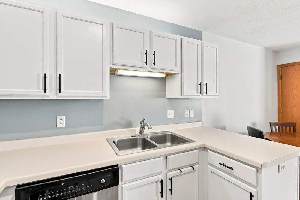 1122 Heather Lane Waconia, MN 55387