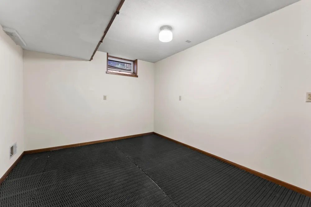 1232 Woodley Street E Northfield, MN 55057